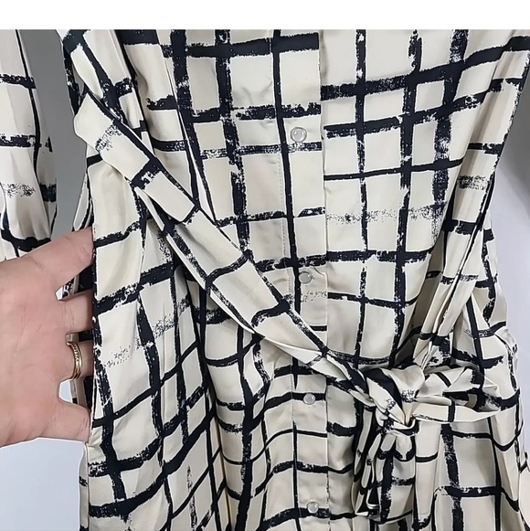 NEW Polagram Women's Cream Black Pearl Snap Boho Maxi Dress Tie Waist Sz XL NWT - Picture 6 of 9